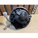 Мотор отопителя салона Hyundai HD120 HD160 HD170 HD450 HD500 Мотор отопителя салона Hyundai HD120 HD160 HD170 HD450 HD500