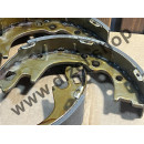 Колодки задние D4CB J3 Hyundai Porter 2 Kia Bongo 3 Колодки задние D4CB J3 Hyundai Porter 2 Kia Bongo 3