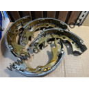 Колодки задние D4CB J3 Hyundai Porter 2 Kia Bongo 3 Колодки задние D4CB J3 Hyundai Porter 2 Kia Bongo 3